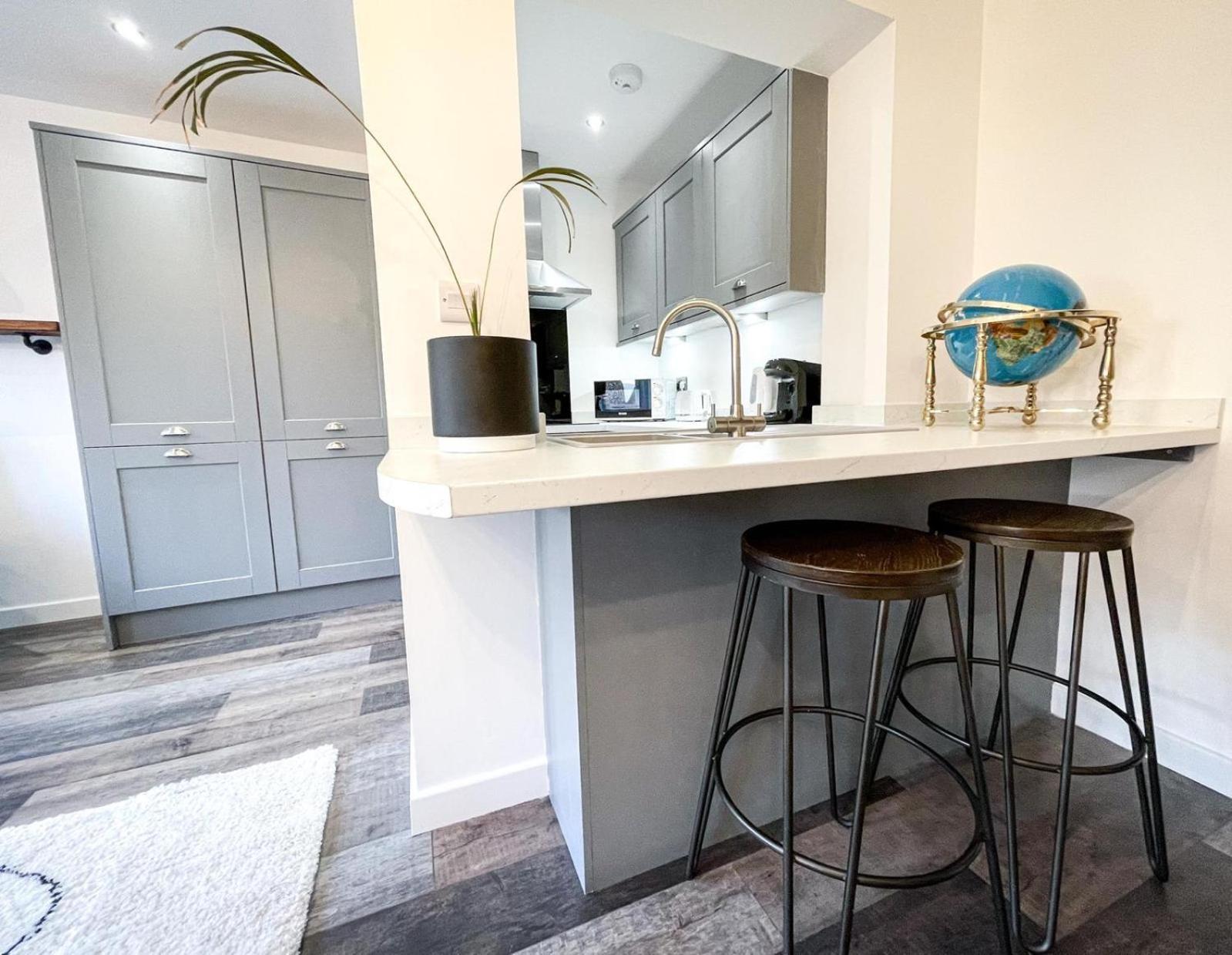 Juliet Beautiful 1 Bedroom, Central, Modern Space. Darlington  Eksteriør billede
