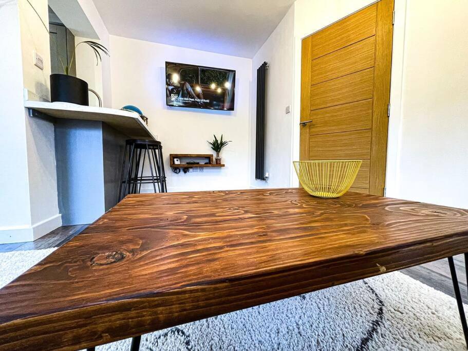 Juliet Beautiful 1 Bedroom, Central, Modern Space. Darlington  Eksteriør billede